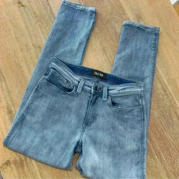 DU/ER L2X Relaxed Taper Men's Jeans - Picture 1 of 11